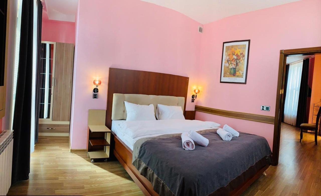 Yaffle Inn Shaki Boutique Hotel Şǝki Esterno foto