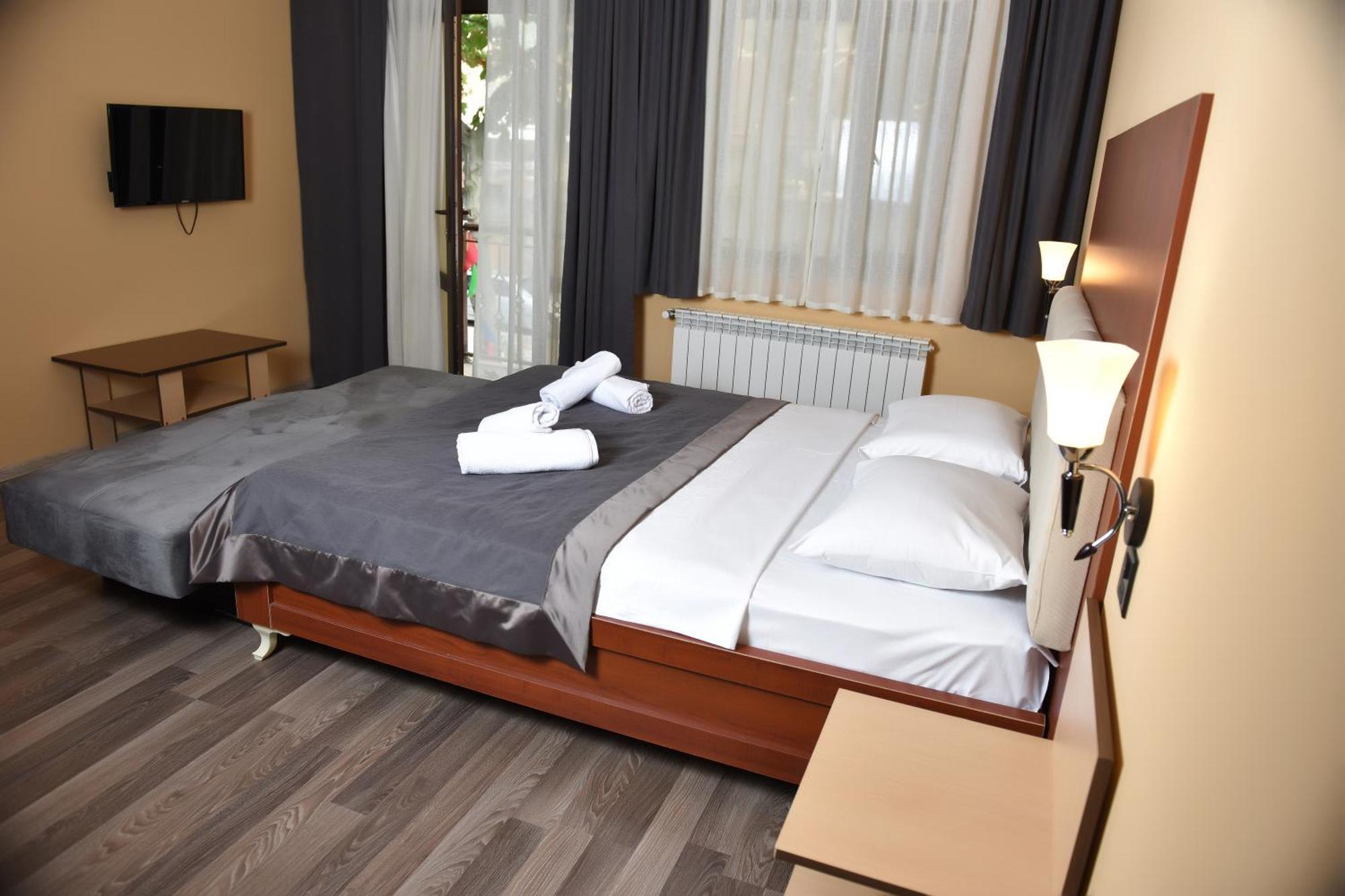 Yaffle Inn Shaki Boutique Hotel Şǝki Esterno foto